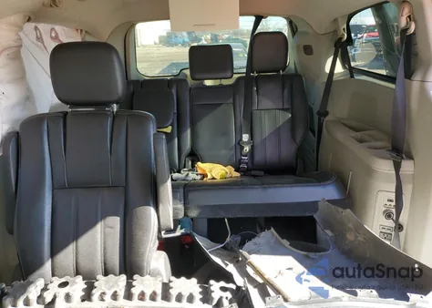 2013 Chrysler Town & Country Touring из США, поврежденный, VIN 2C4RC1BGXDR720366